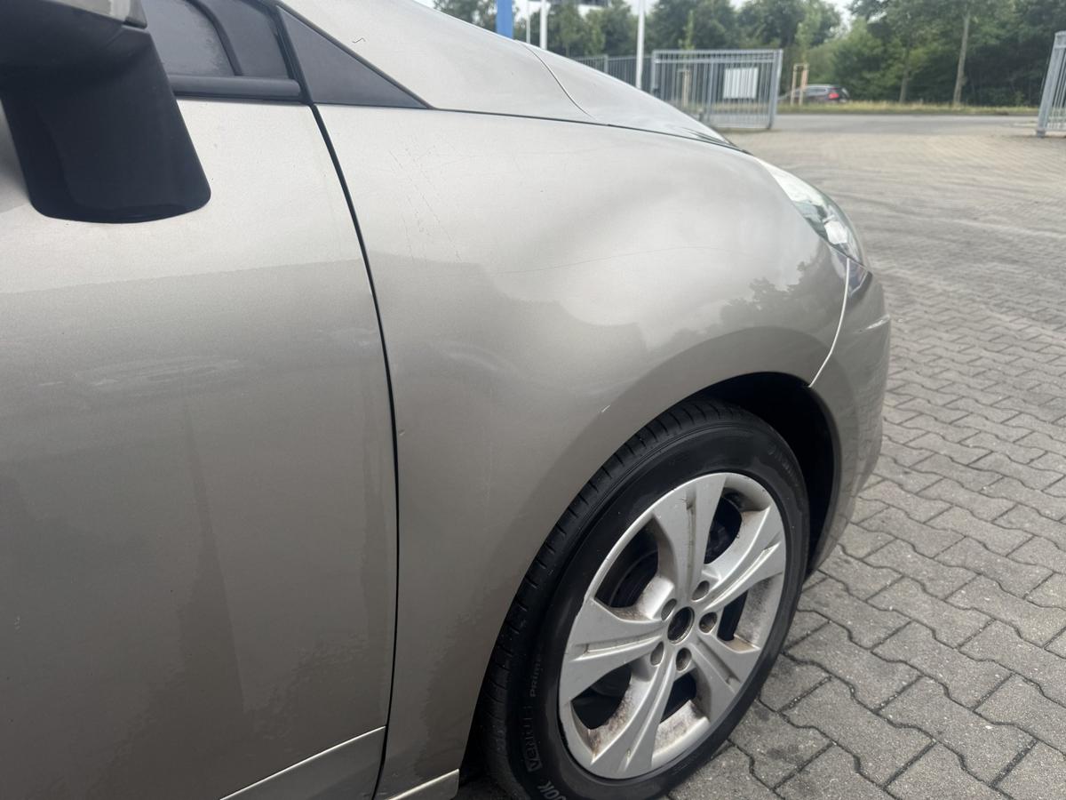 Renault Scenic 3 original Kotfl&uuml;gel vorne rechts DQ44 Bleu Odyssee Metallic Bj.2009